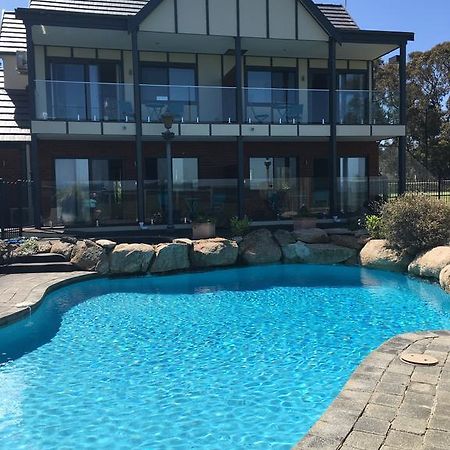The View On Grossmans Motel Torquay Exterior photo